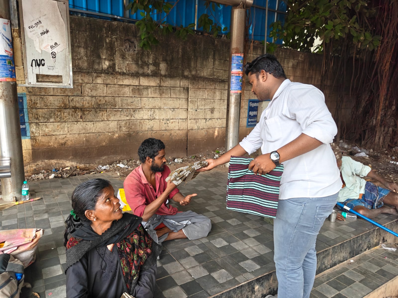 Blanket Donation For Road side People in Winter Season